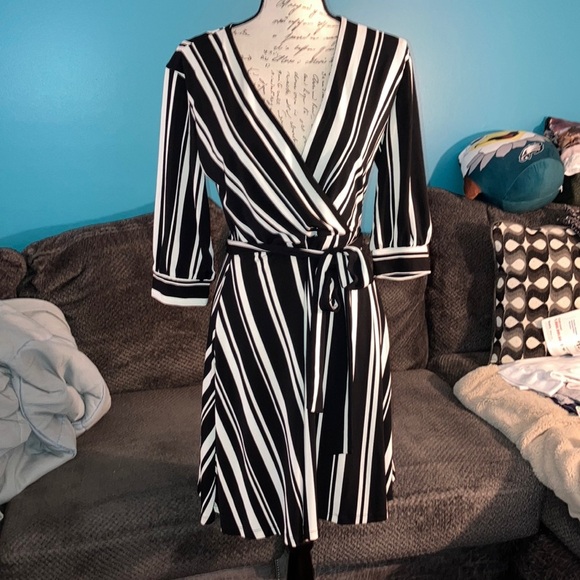 NWT H&M Striped Wrap Dress, Small - Picture 1 of 7